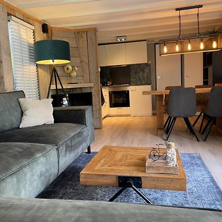 Uniek Chalet Op De Veluwe, In Bosrijke Omgeving. Putten Eksteriør billede